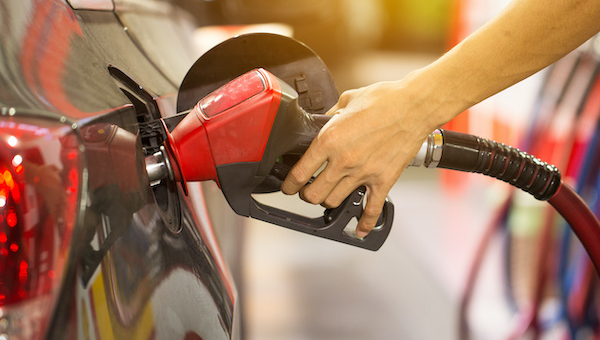 FUEL ALERT - Is it Dangerous to Fill Your Petrol Tank in Hot Weather? A Close Look in Qatar with Safety Rent A Car